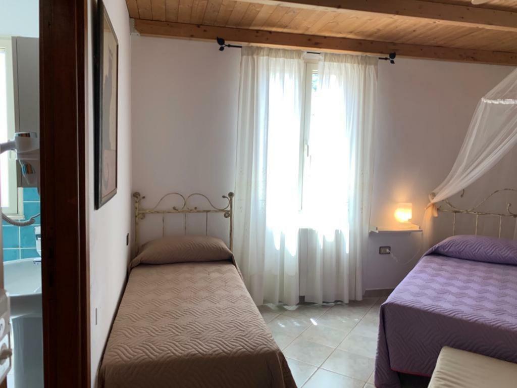 B&B S'Incontru Galtellì Esterno foto